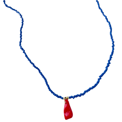 Mostacilla Mano Necklace