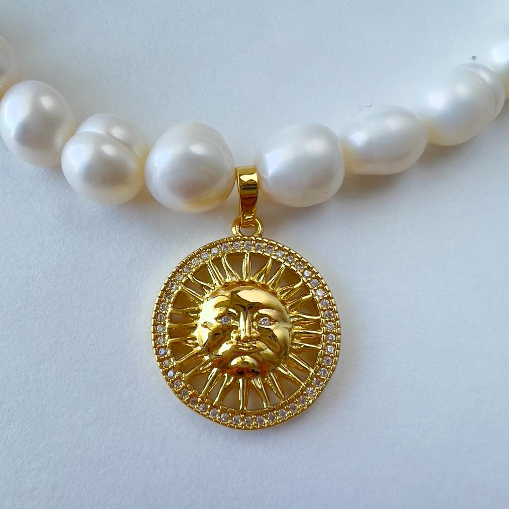 Sol Necklace